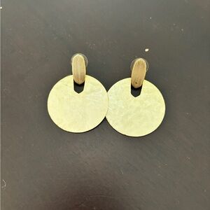 Hammered Gold Kendra Scott Earrings